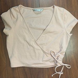 BLUENOTES LIGHT PINK CROPPED SHIRT TOP SIZE SMALL